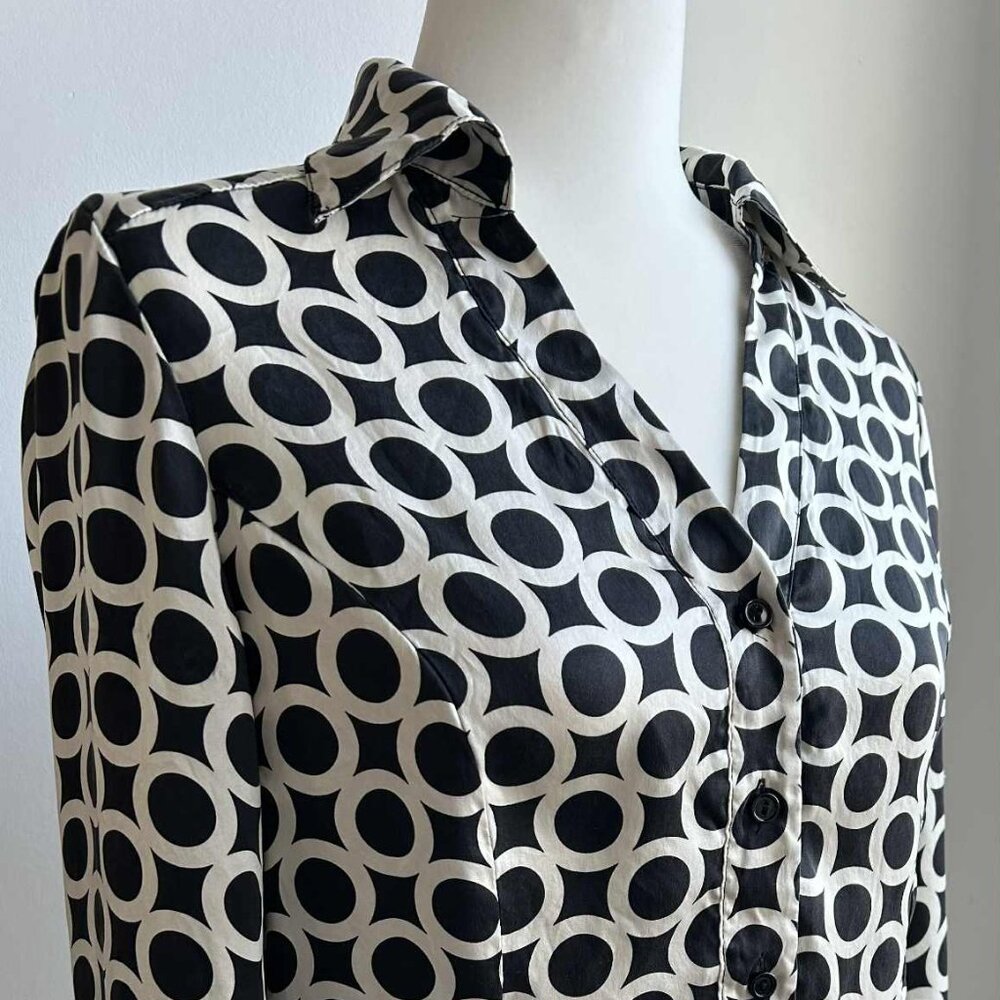 Vintage Josef Black & Ivory Pure Silk Geometric Print Button-Front Blouse – US 6